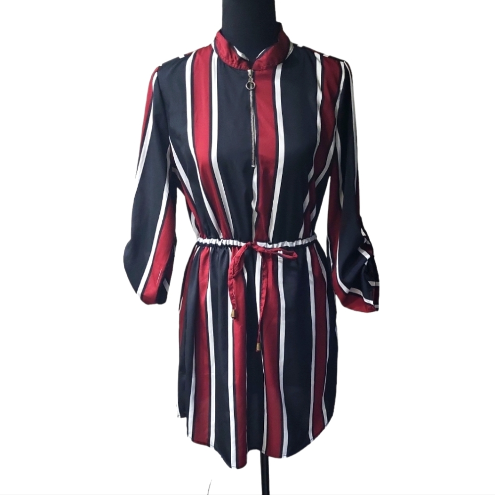 EUC Blush women's stripped silky 1/2 zip long adjustable sleeve & waist dress M
